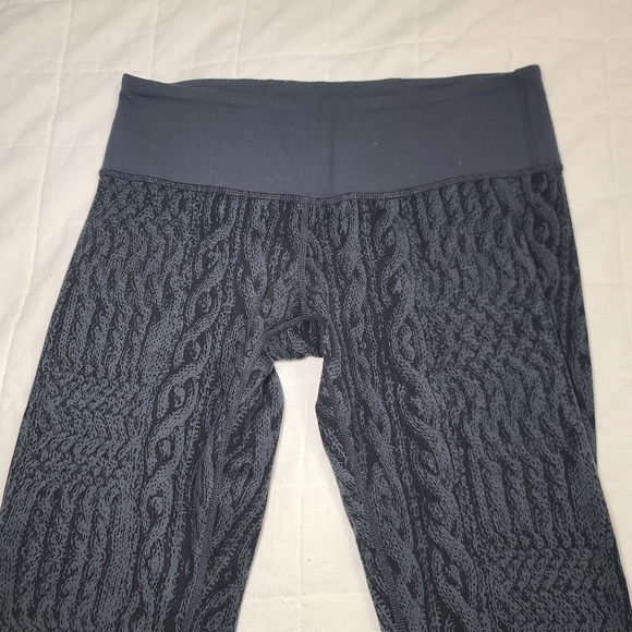 Wunder Under Pants Grey Black Knit Pattern Women's Size 6 Low Rise - Picture 4 of 10